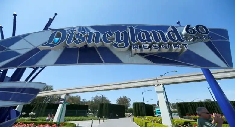 Disney Shutting Theme Parks In California, Florida Over Coronavirus