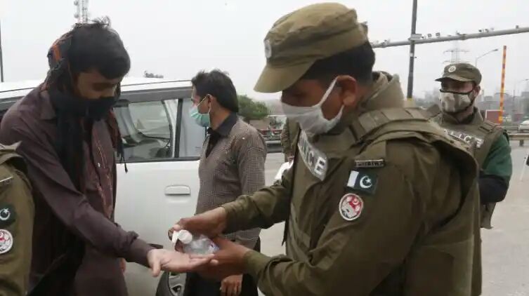 Pakistan hopes to defeat coronavirus pandemic