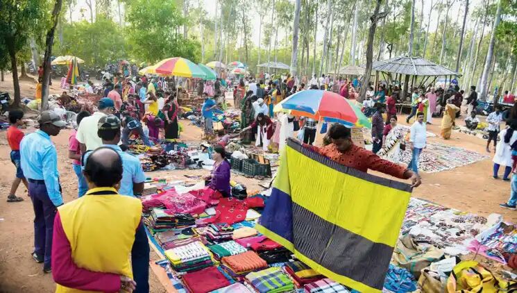 Tourist haunts and hostels in south shut