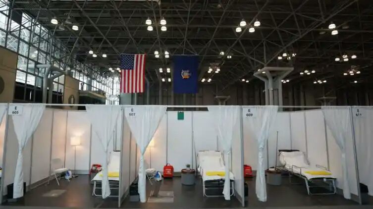 US records 345 coronavirus deaths and 18,000 new cases in 24 hours