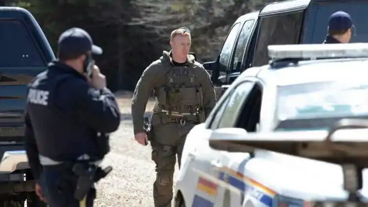 13 killed in Canada shooting rampage, deadliest in 30 years