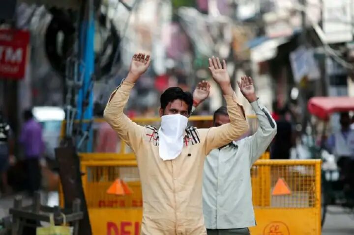 Lockdown Violators Should be Booked Under IPC, DM Act - Home Secy to States

