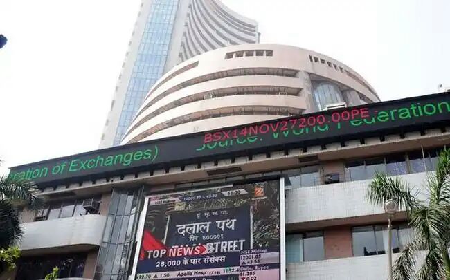 Business - Sensex drops over 400 pts; Nifty tumbles below 8,200