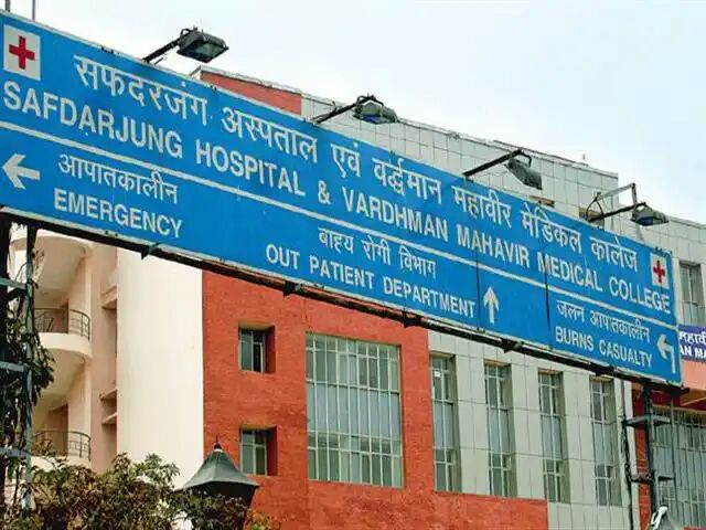 Delhi's Safdarjung Hospital's 2 Doctors, Out To Buy Groceries, Assaulted