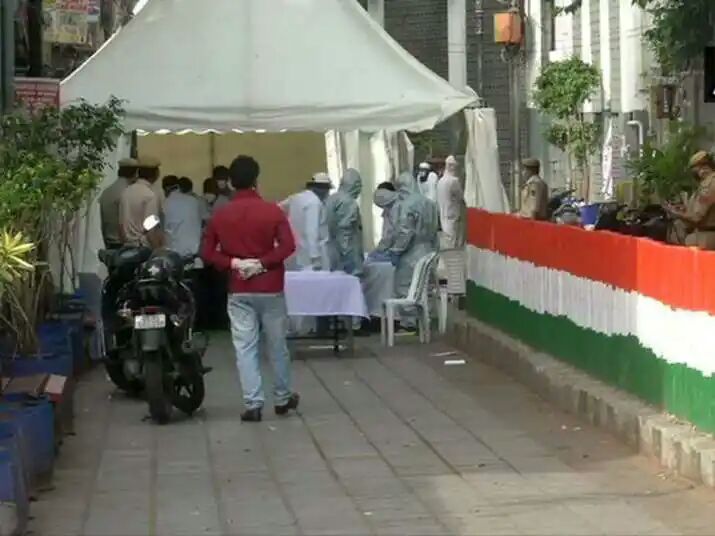 Nizamuddin Markaz in Delhi evacuated; 2,100 quarantined