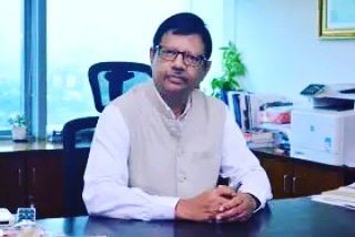 When fisherman can't venture into the sea in monsoon, they repair their nets - MMRDA commissioner