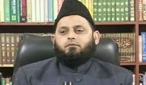 Corona - People who attended Nizammuddin gathering should come forward, says Muslim cleric

