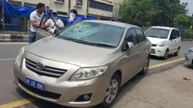 Fake Aadhaar, official car - How 2 Pakistani spies were caught red-handed after weeks of watch

